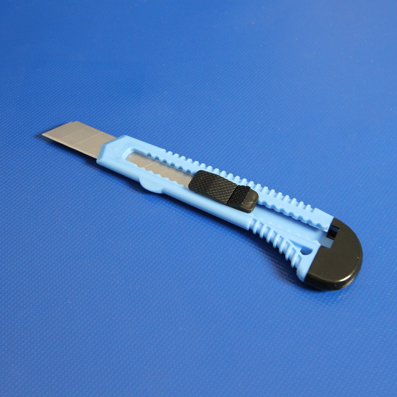 Folienschneider / Kartonöffner
